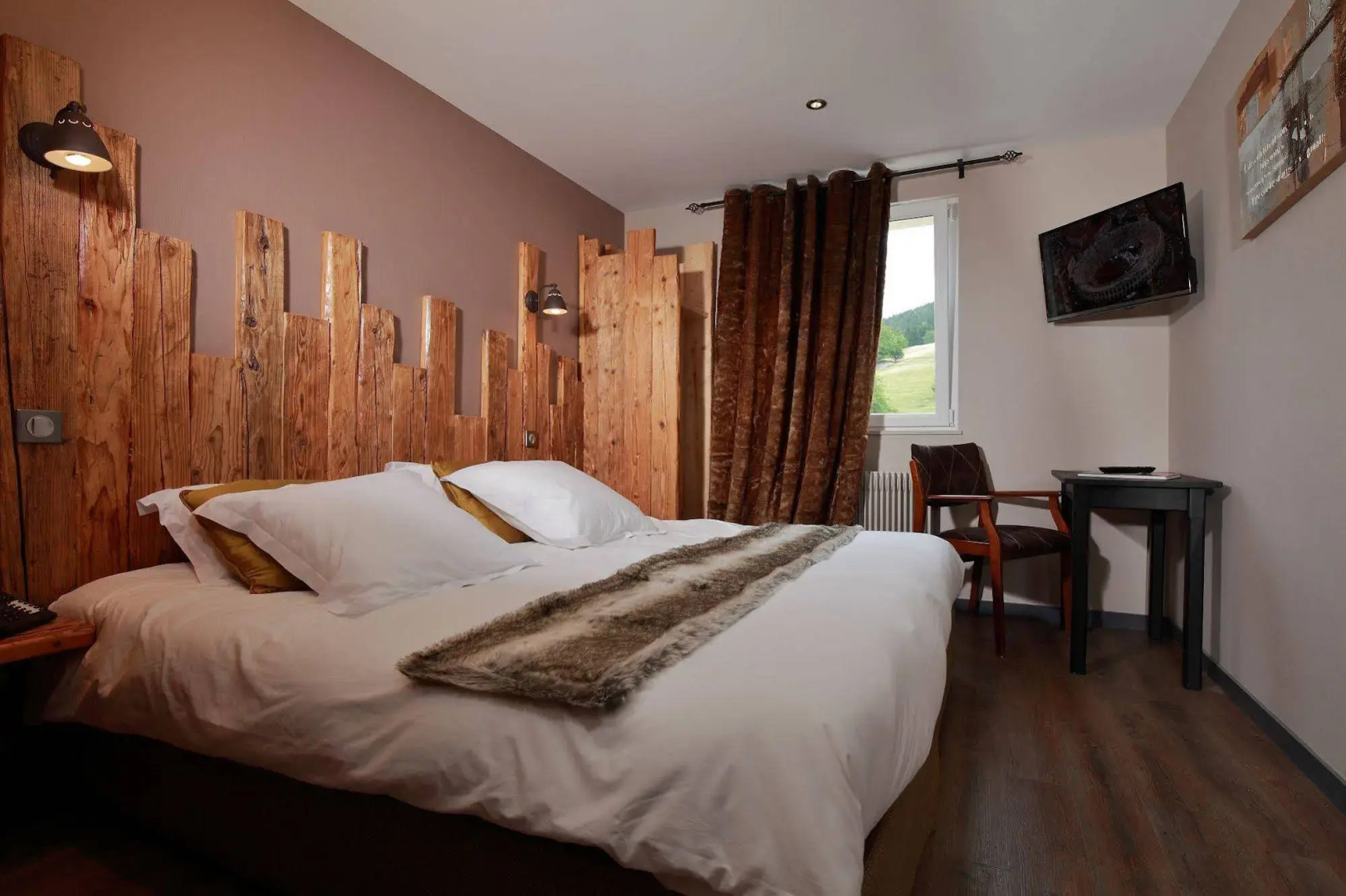 Hotel The Originals Le Manoir des Montagnes (ex Relais du Silence)