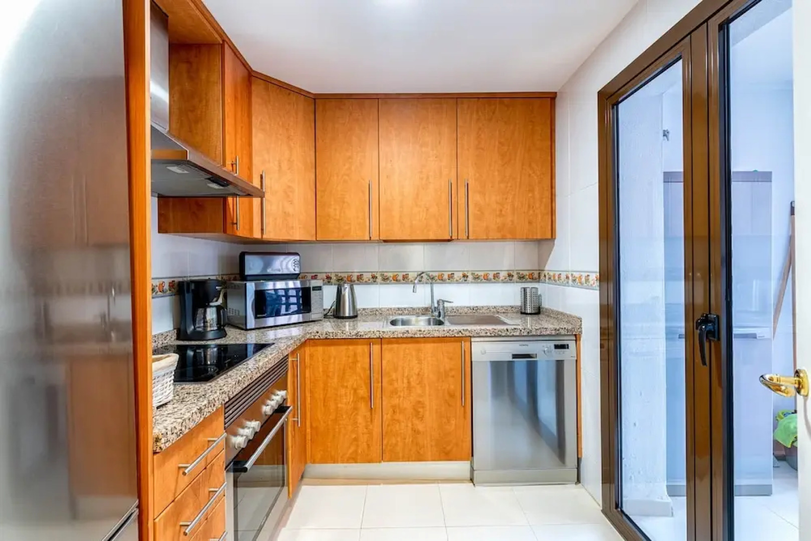 Coto Real Duquesa - Deluxe 2BR Apartment in Manilva, Sea Views, Pool, Wifi