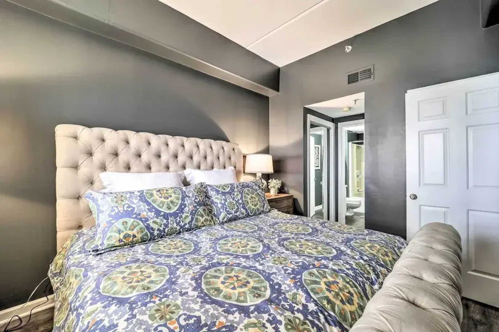 3 Mi to Skiing: Mtn-view Condo in Sugar Top Resort