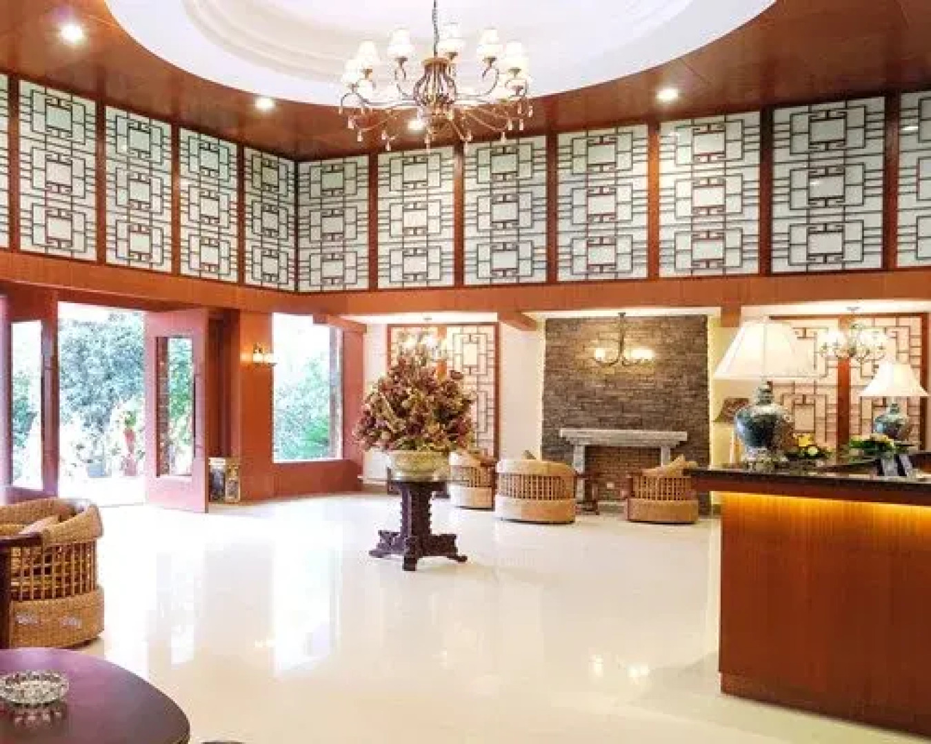 Xiqiang Homeland Hotel - 4 Nights, Mao Xian, China