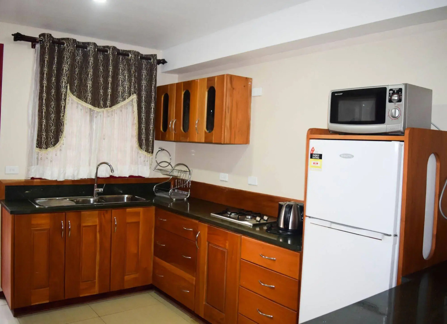 Al-Minhaj Service Apartments