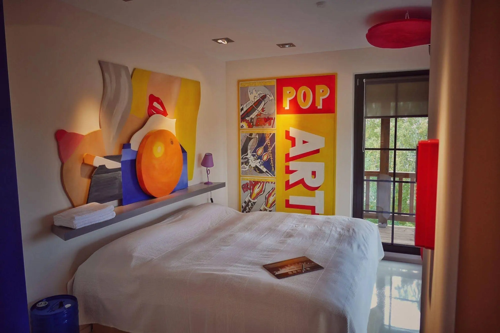 Road Stop Neandertal