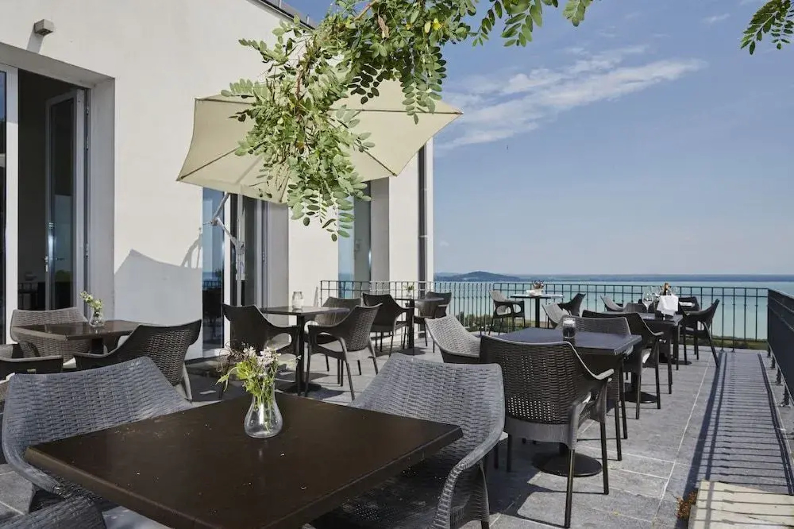 Villa Patzay Borhotel