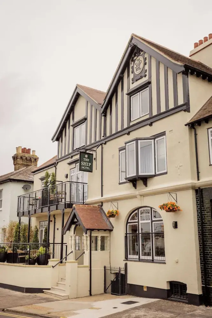 The Ship Hotel