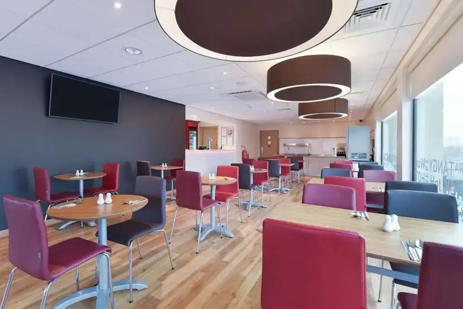 Travelodge Ashford Town Centre