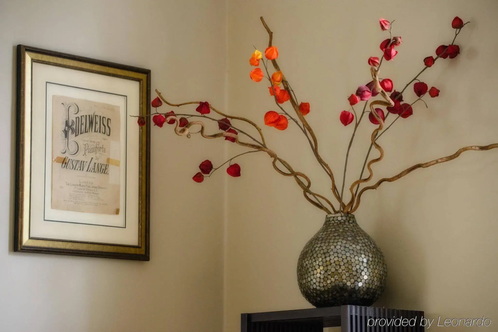 The Woodbridge Waterfront Rooms.