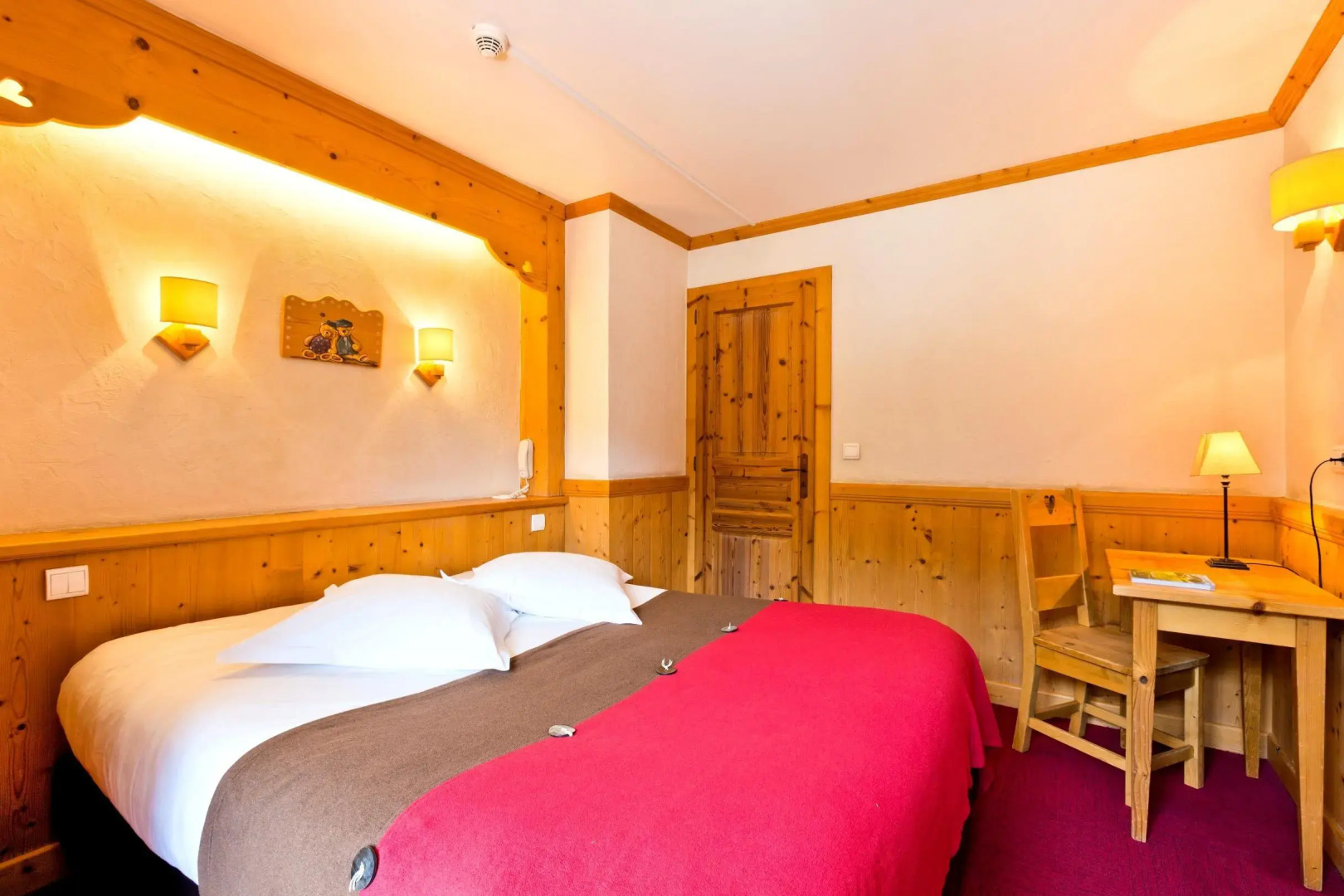 Hôtel La Croix Saint Maurice