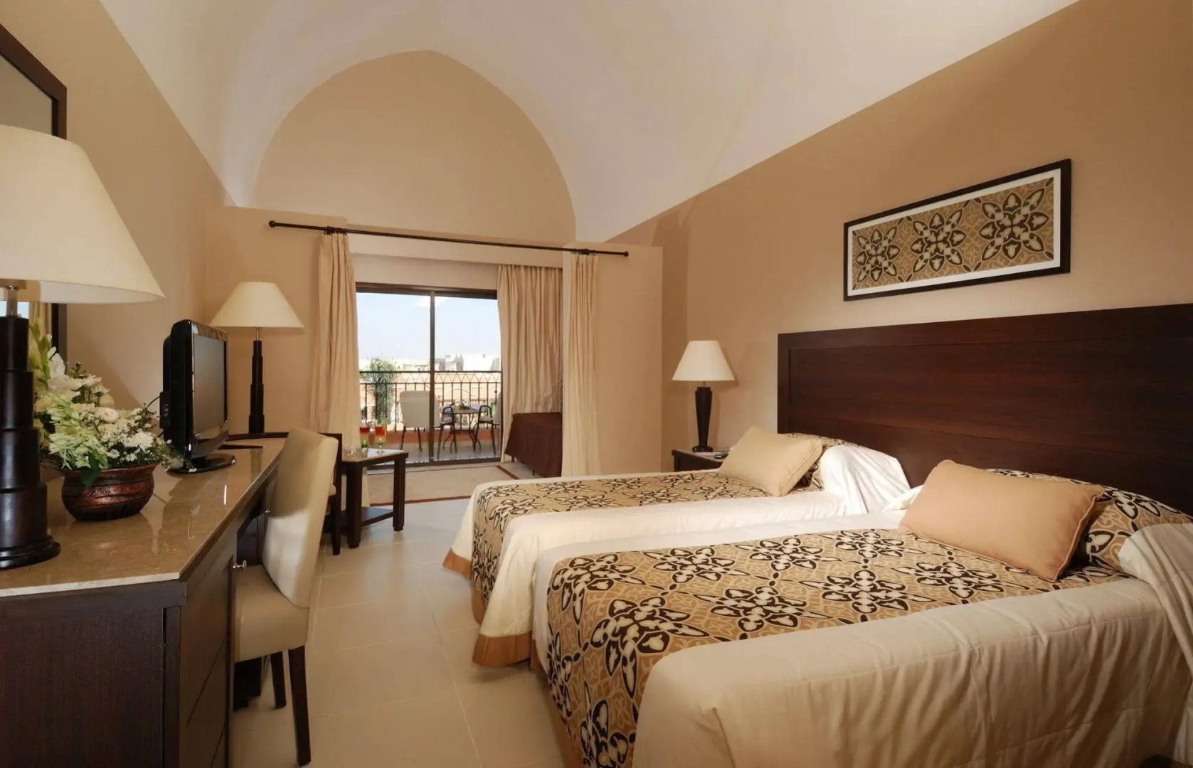 Sol Y Mar Dar El Madina