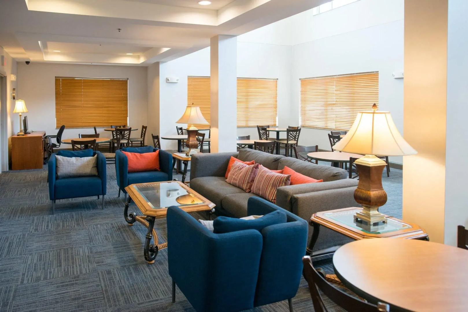 Holiday Inn Express Hotel & Suites Chanhassen by IHG