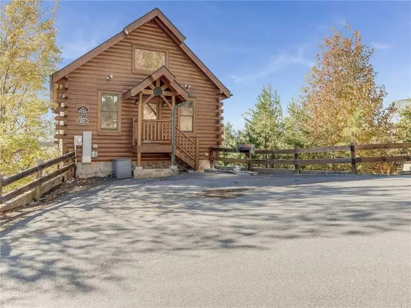 Misty Blue 1 Bedroom Home with Hot Tub