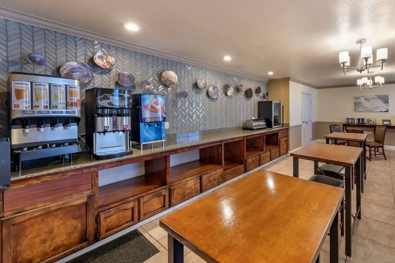 Best Western Plus John Jay Inn & Suites