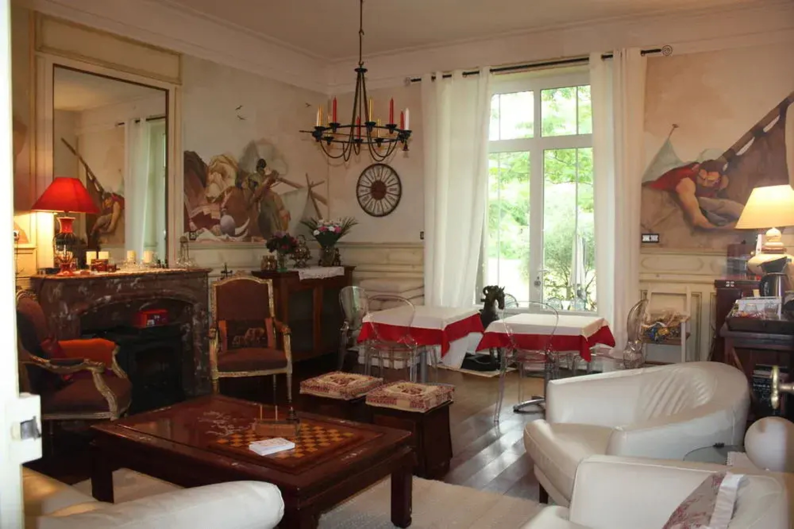A la Villa dHerbauges