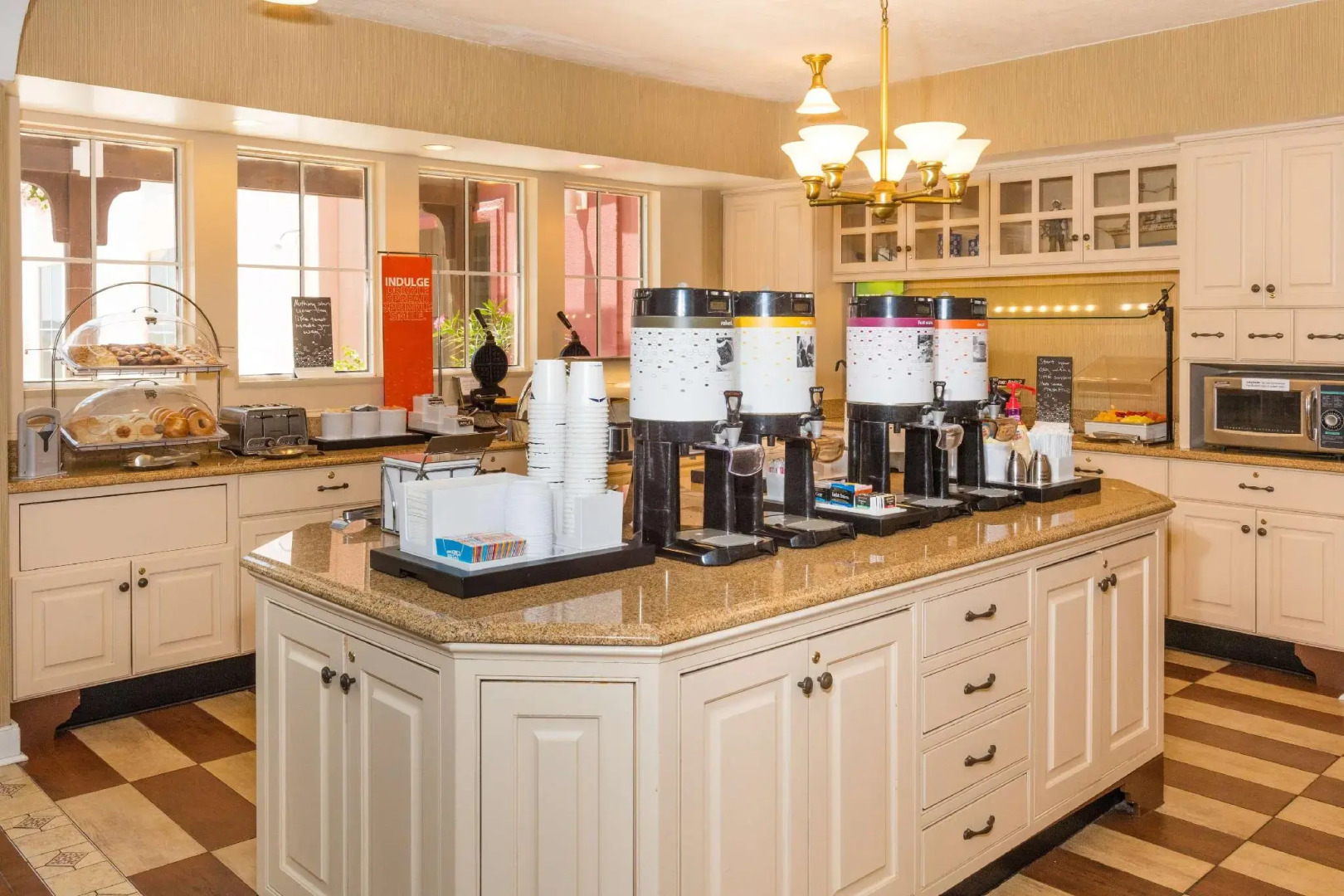 Hampton Inn and Suites Amelia Island Historic Harbor Front