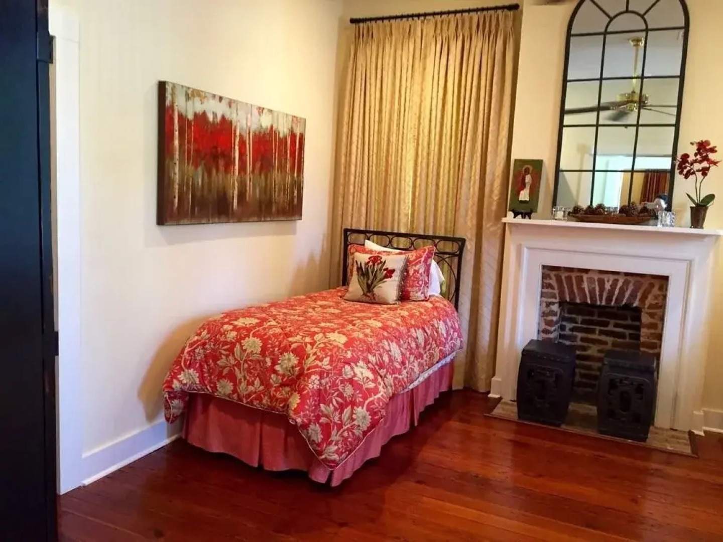 Hamilton Guest House