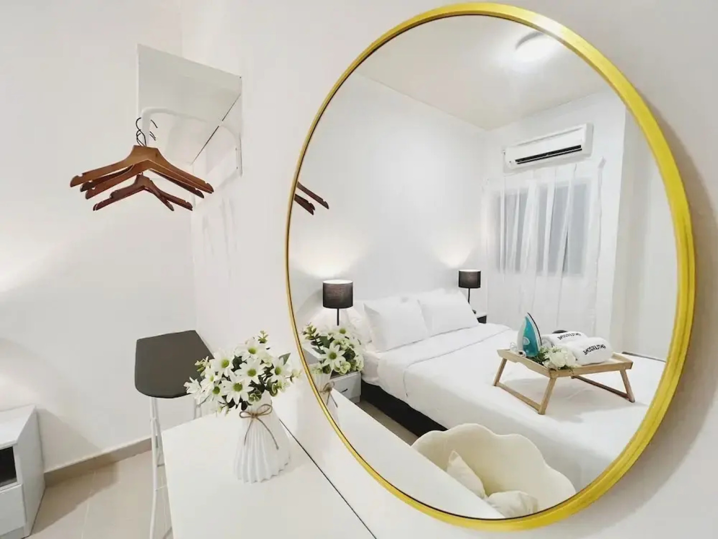 Tiara Desaru By Antlerzone