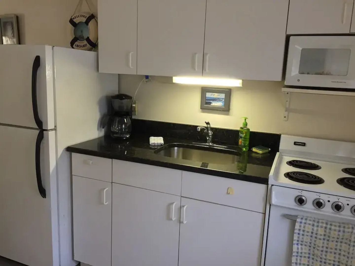 Englewood Lighthouse Resort