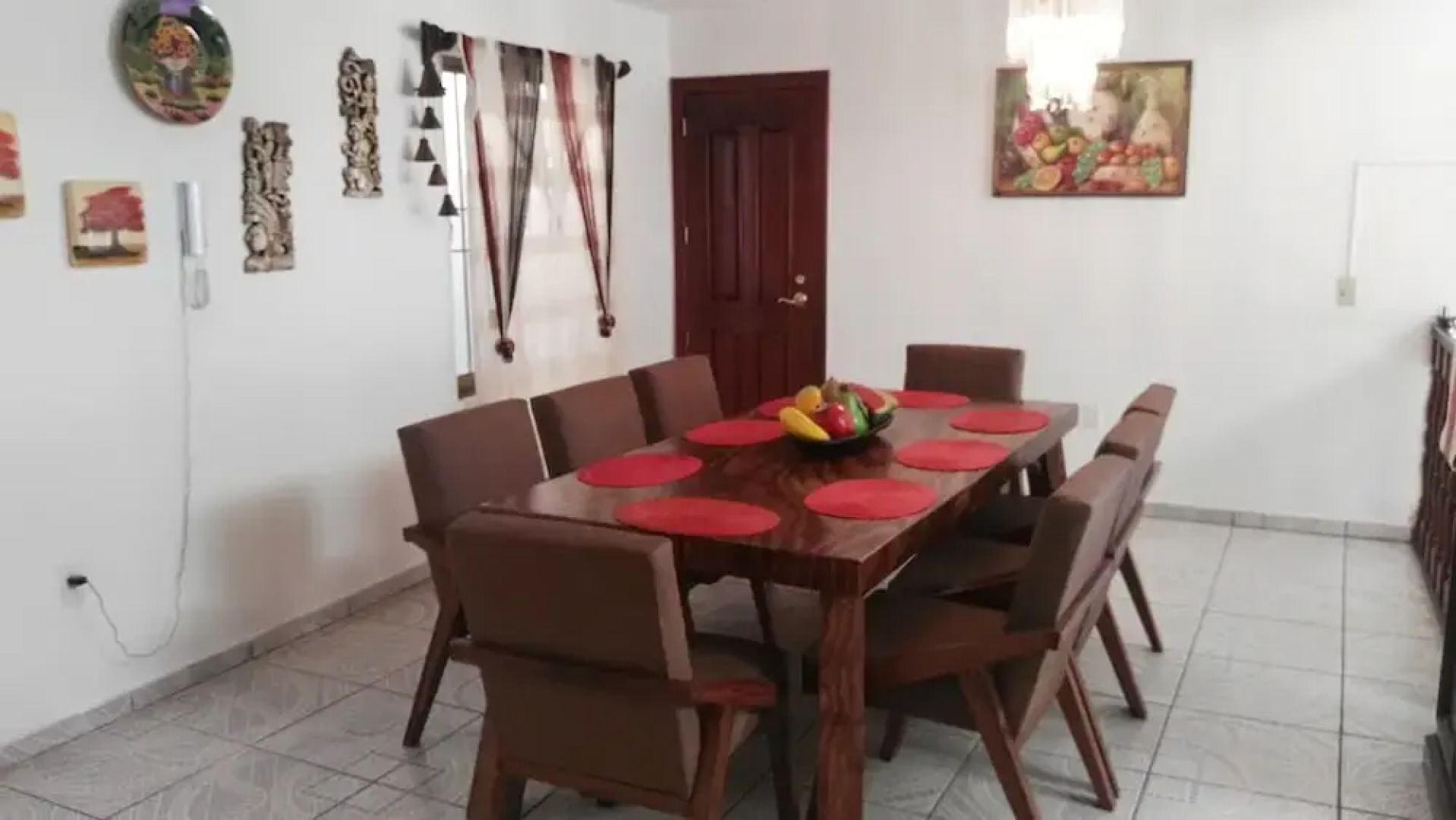 Lia Ajijic - Lakeside B&B