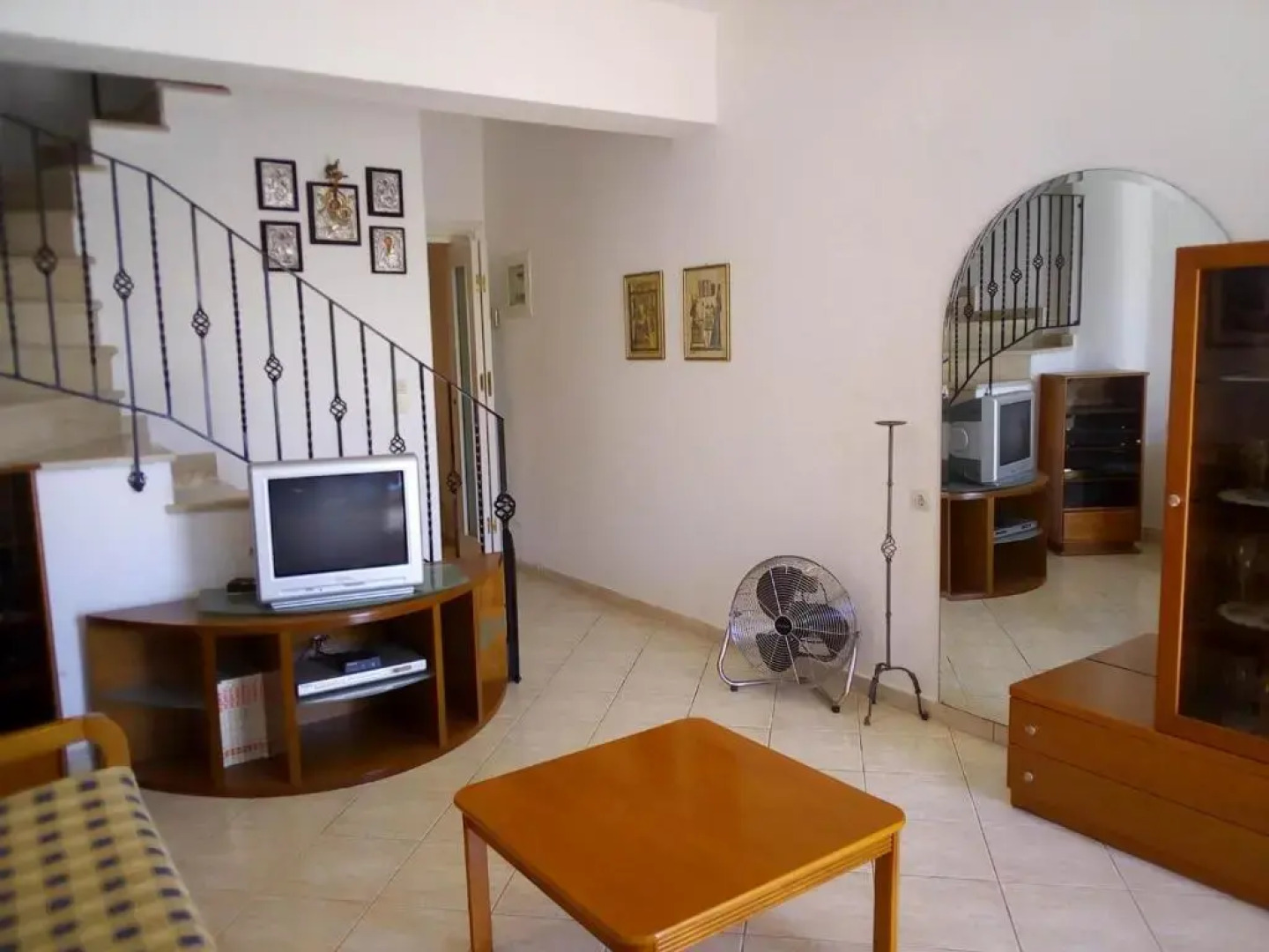 ΜΕΖΟΝΕΤΑ.ΜΑΡΙΑ