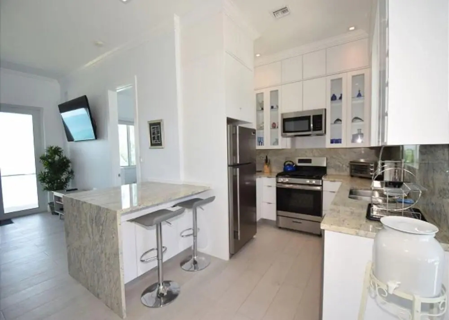 Cupid's Way by Eleuthera Vacation Rentals