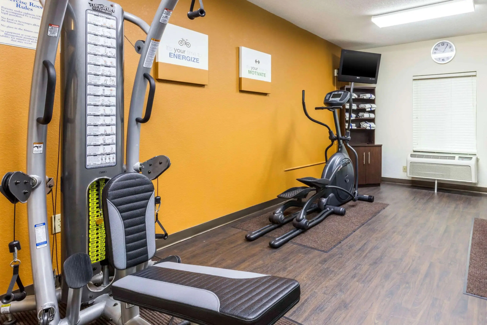 Quality Suites Paducah I-24