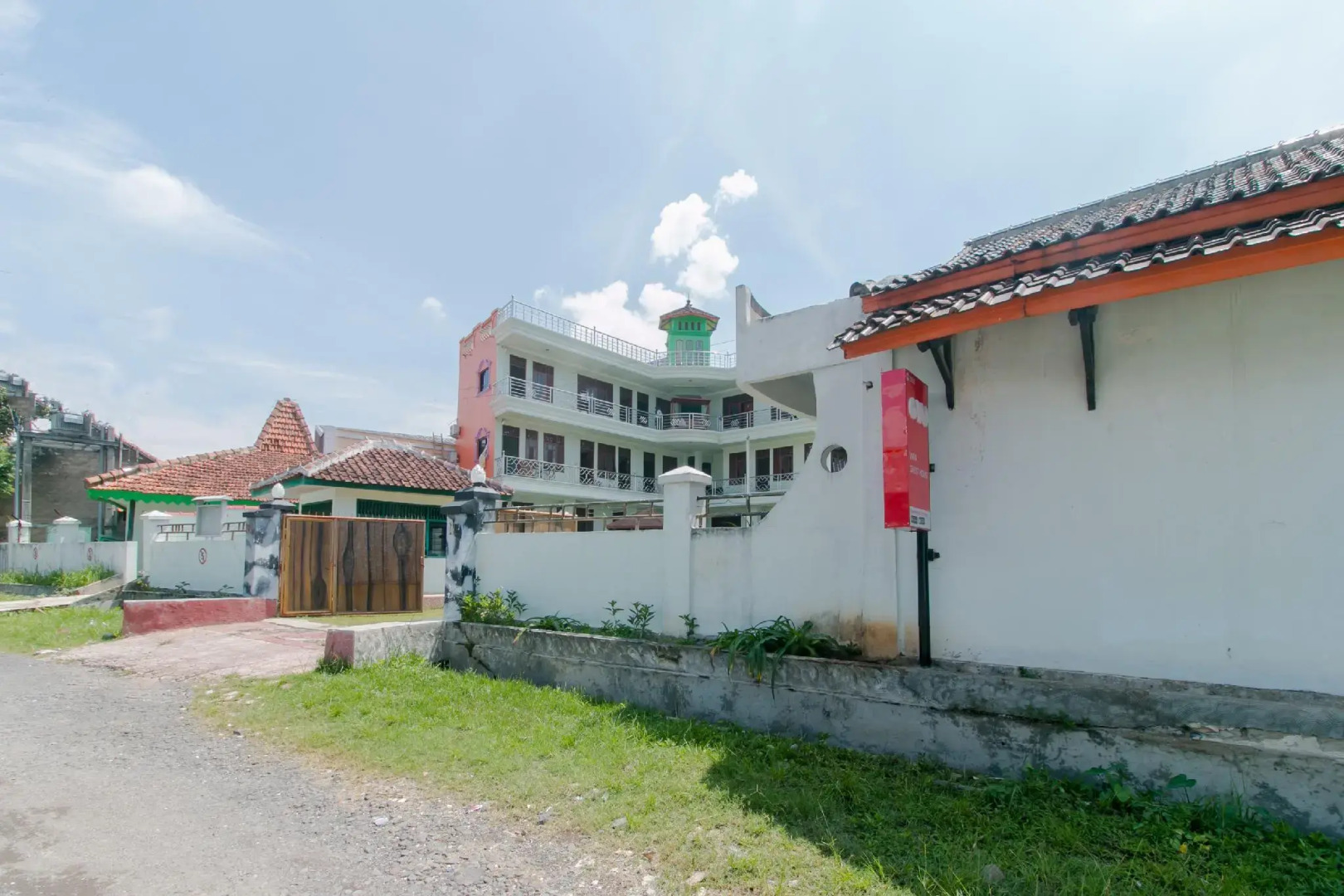 OYO 2858 Vafa Guesthouse