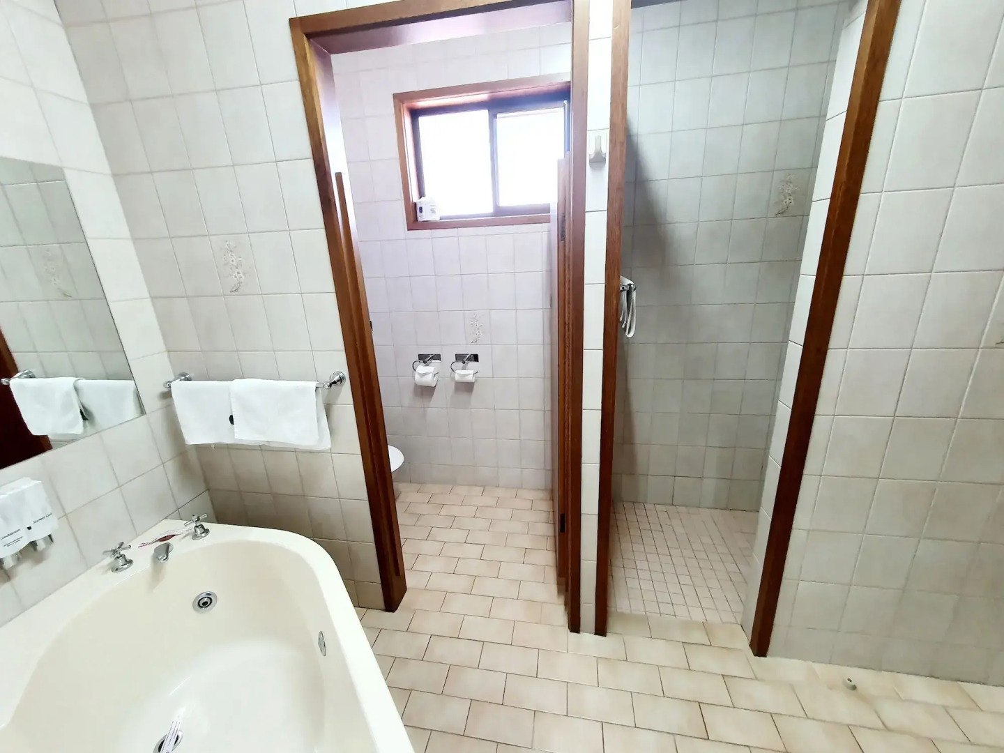 Golden Grain Motor Inn