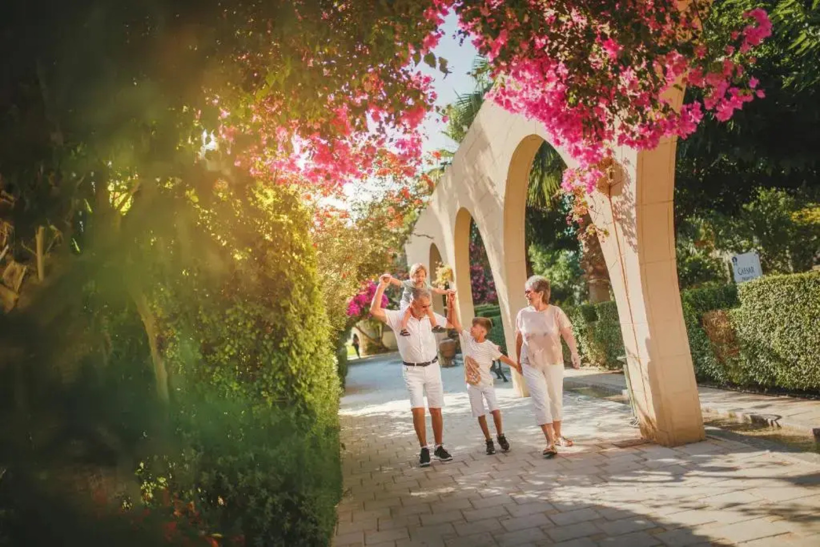 Modern Studio Sea View Apartment in Caesar Resort & Spa, Long Beach