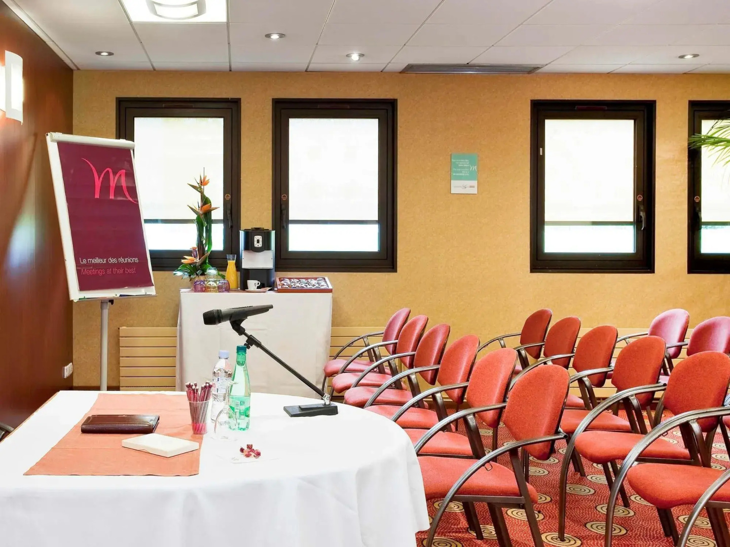 Mercure Pau Palais Sports