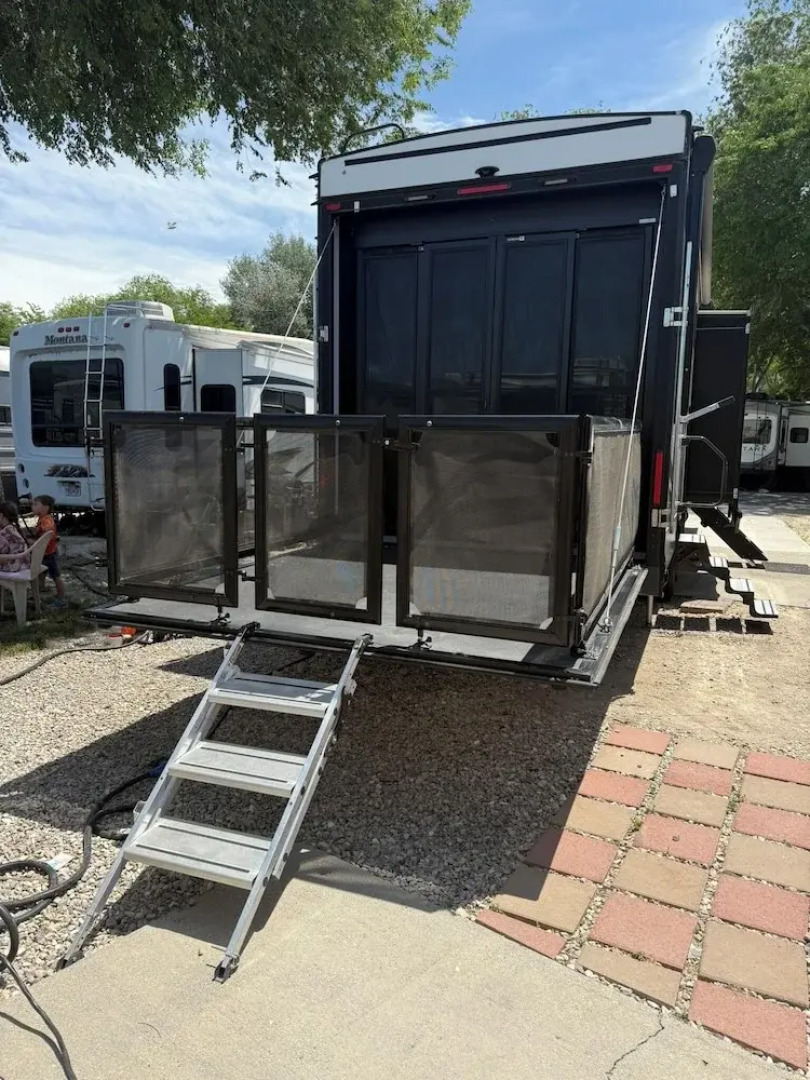 Mountain Shadows RV & MHC