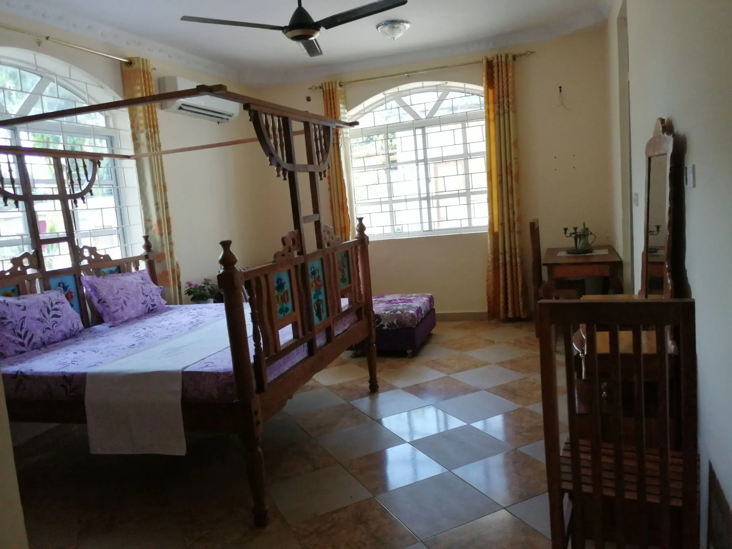 Salhiya Lodge - Hostel