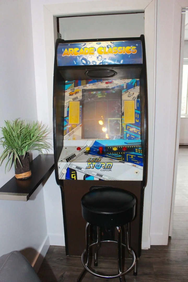 MTLVacationRentals - The Entertainer