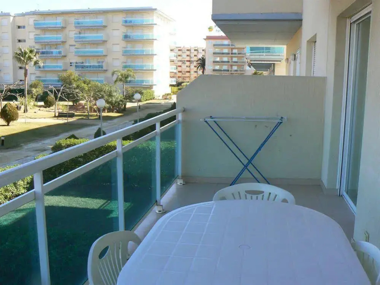 Los Juncos De Pineda Park