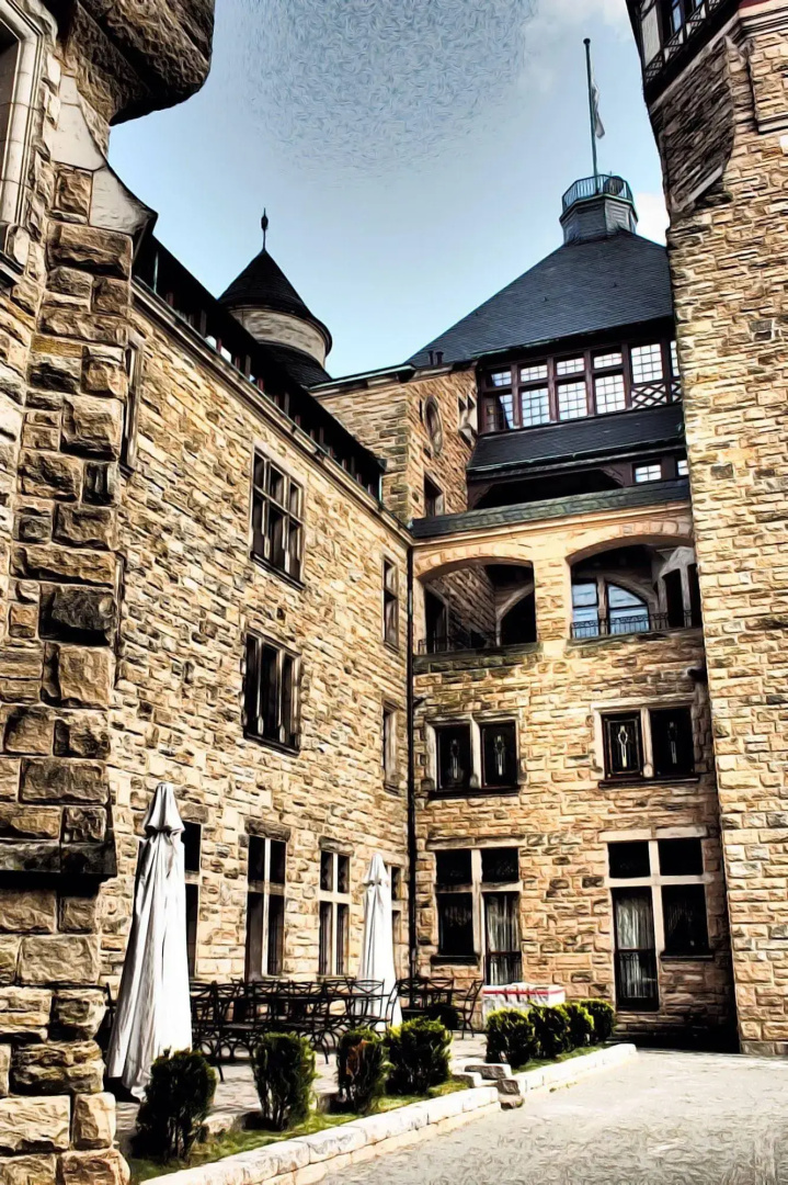 Schloss Hotel Wolfsbrunnen