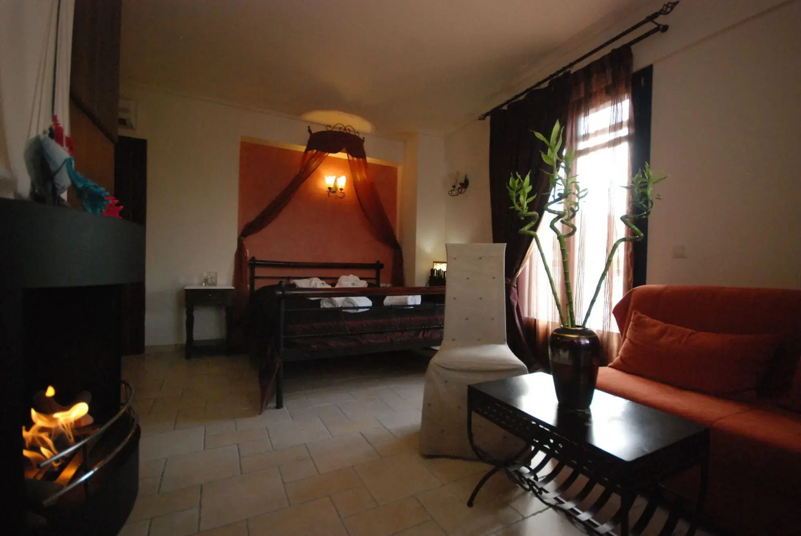 Epavlis Boutique Suites