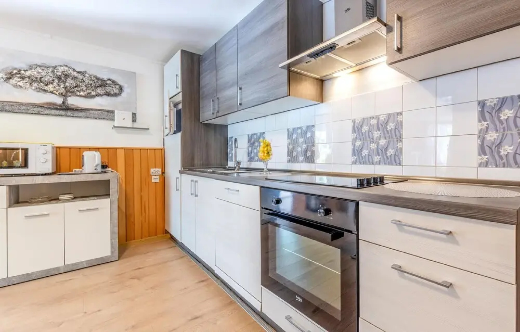 Amazing Home in Blato na Cetini With Wifi and 4 Bedrooms