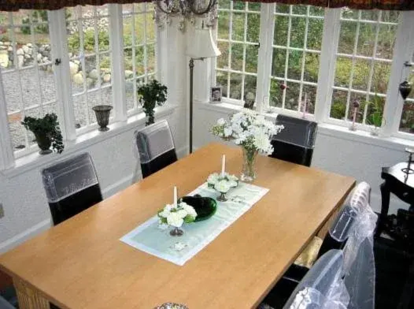 Charm of Qualicum Bed and Breakfast