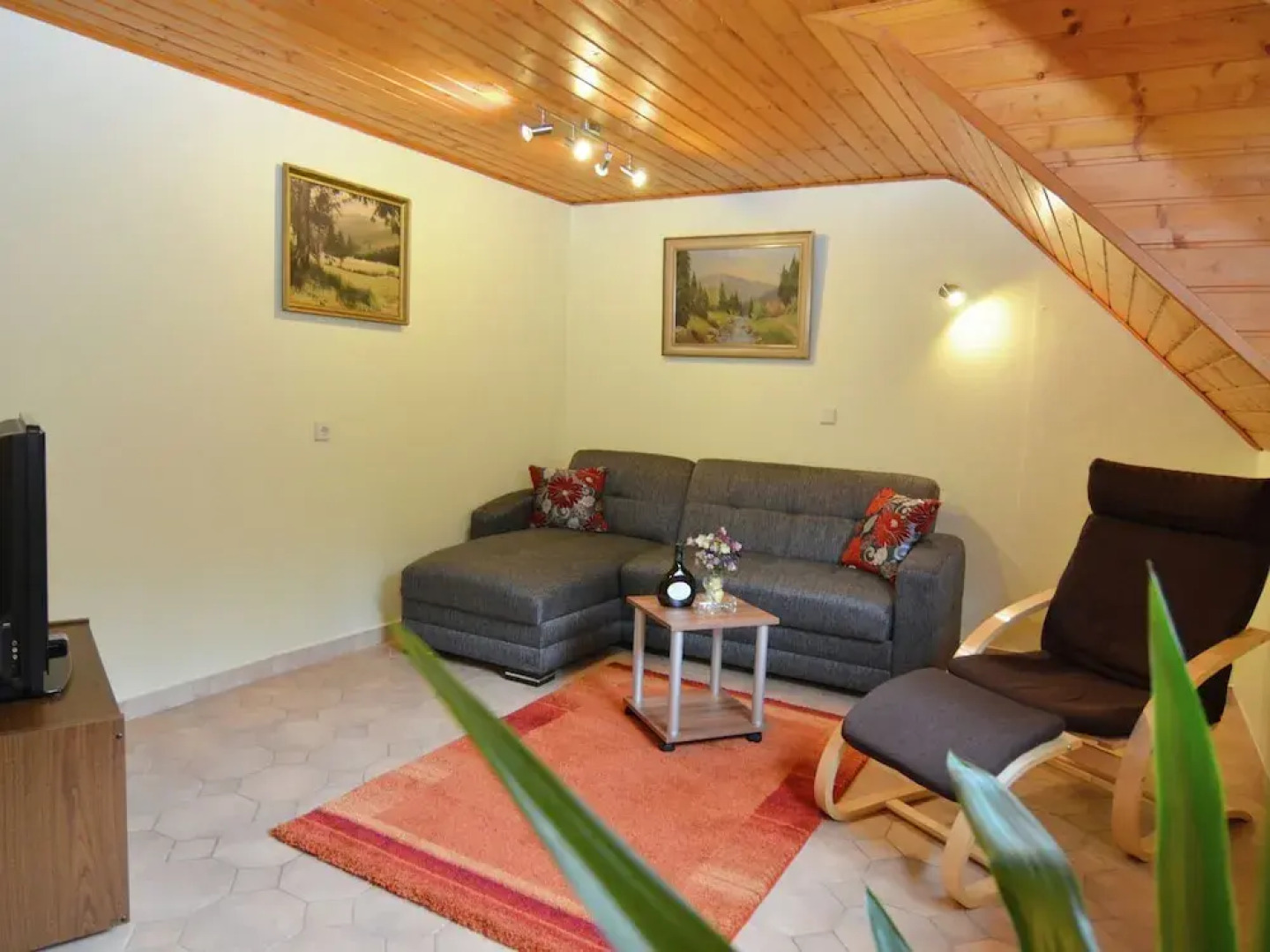 Comfortable Holiday Home With Terraces Located In The Southern Part Of The Thuringia Forest