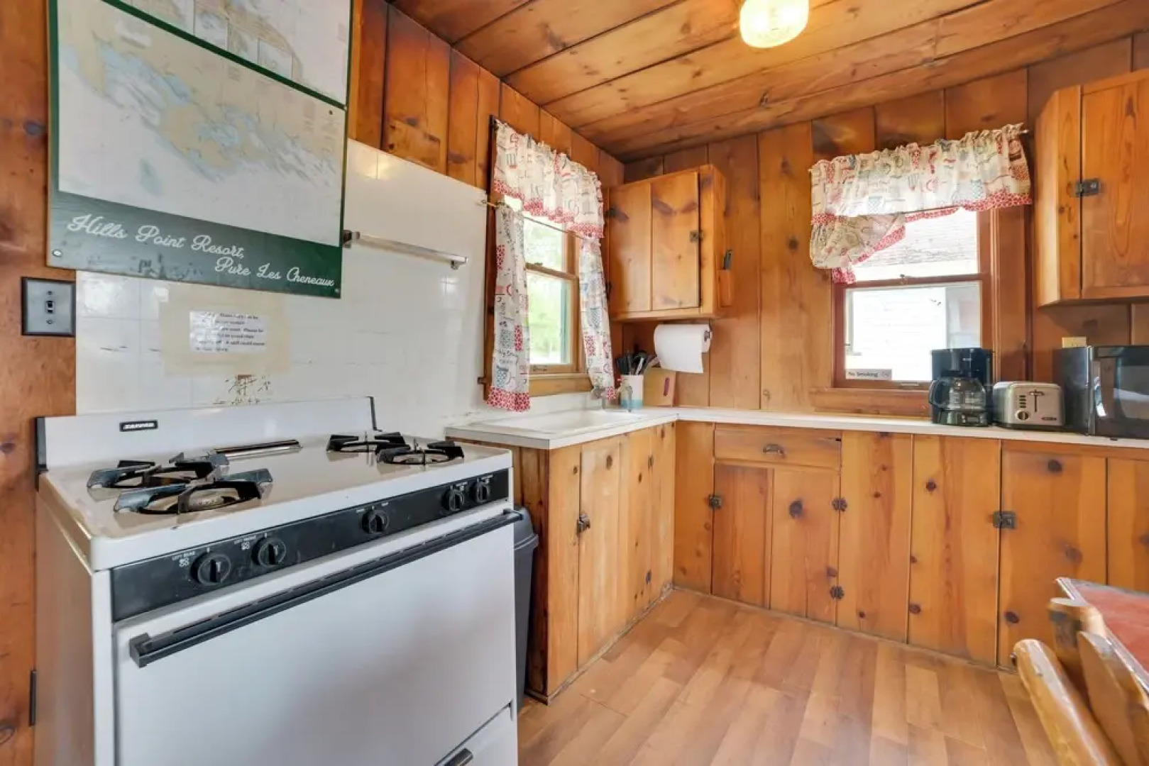 Cabin 8 on Lake Huron in Les Cheneaux Islands!