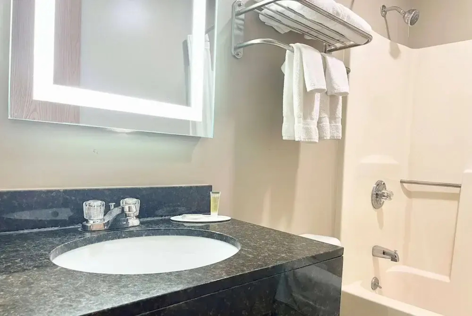 Super 8 Motel - St. Clair