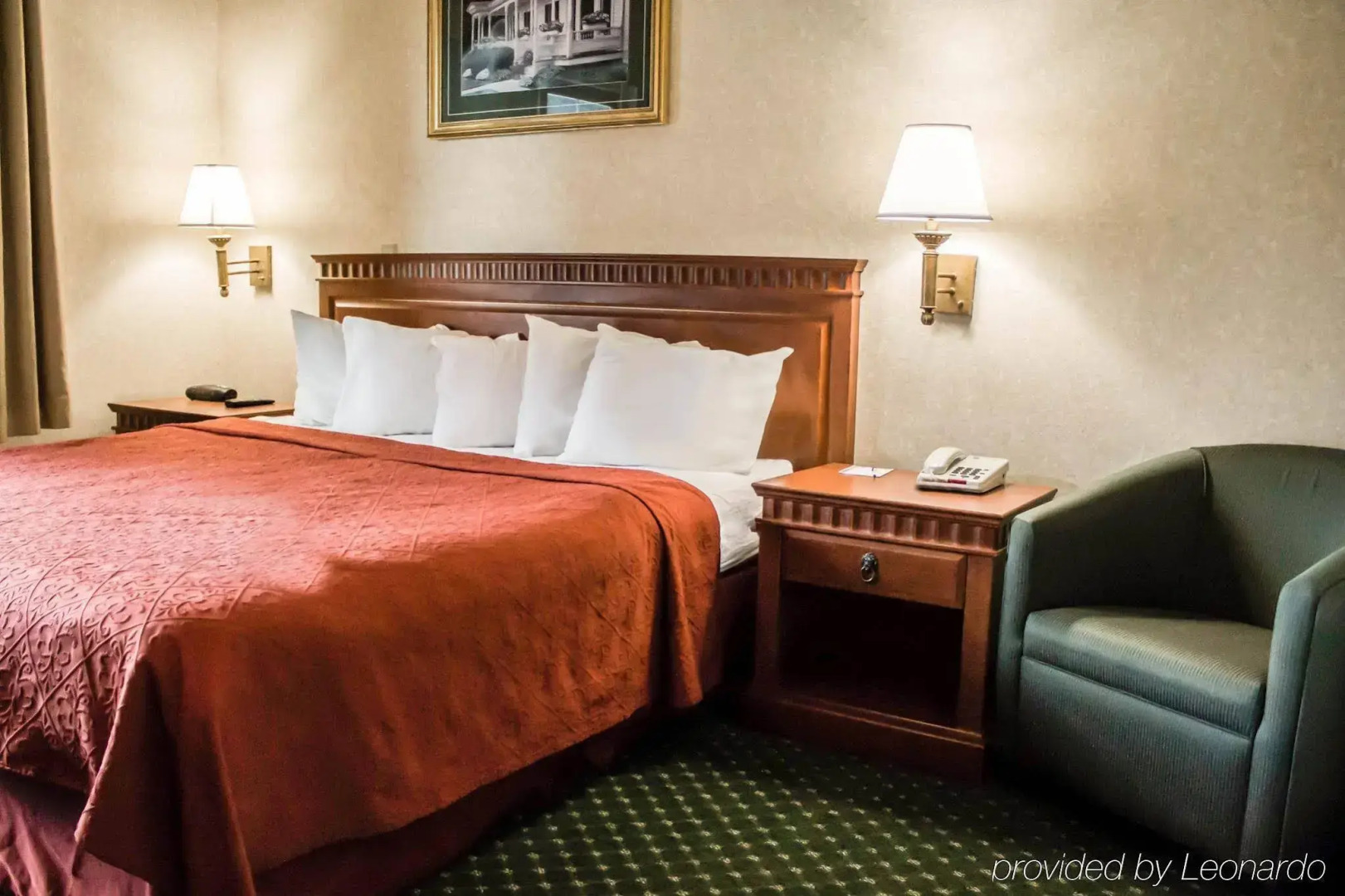 Econo Lodge Glens Falls / Lake George