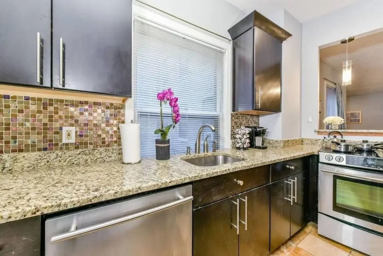 Spacious 2br/1ba Beacon Hill Apt Near MGH
