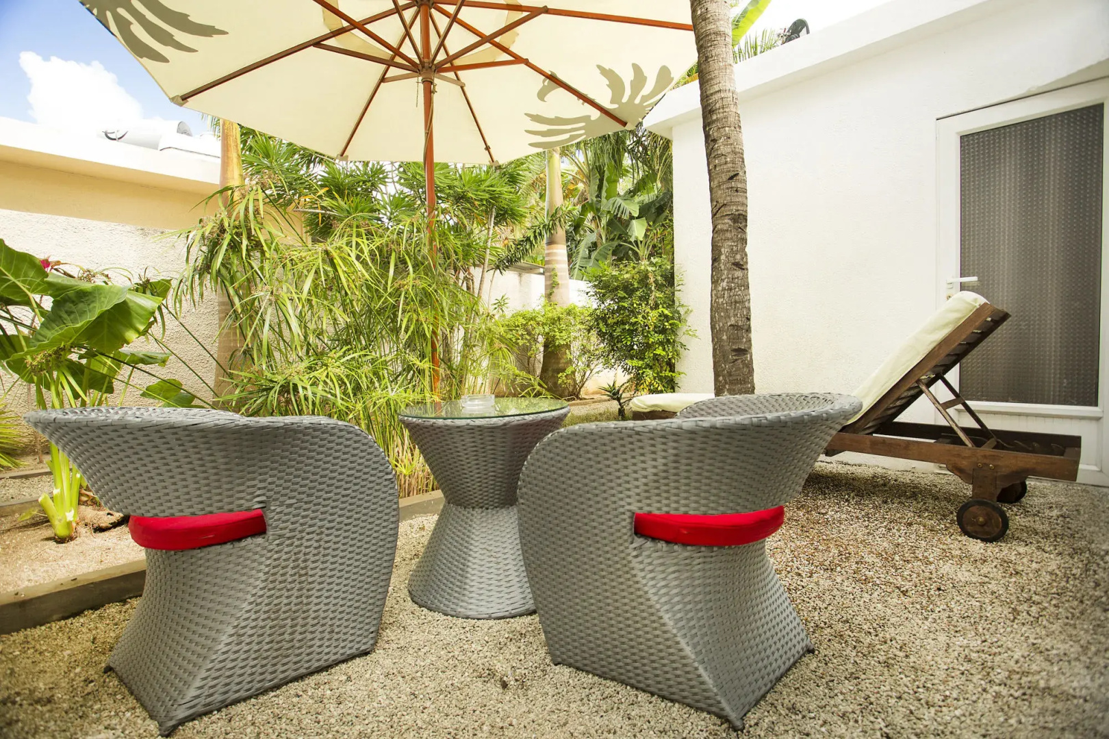 Esprit Libre Restaurant and Guest House