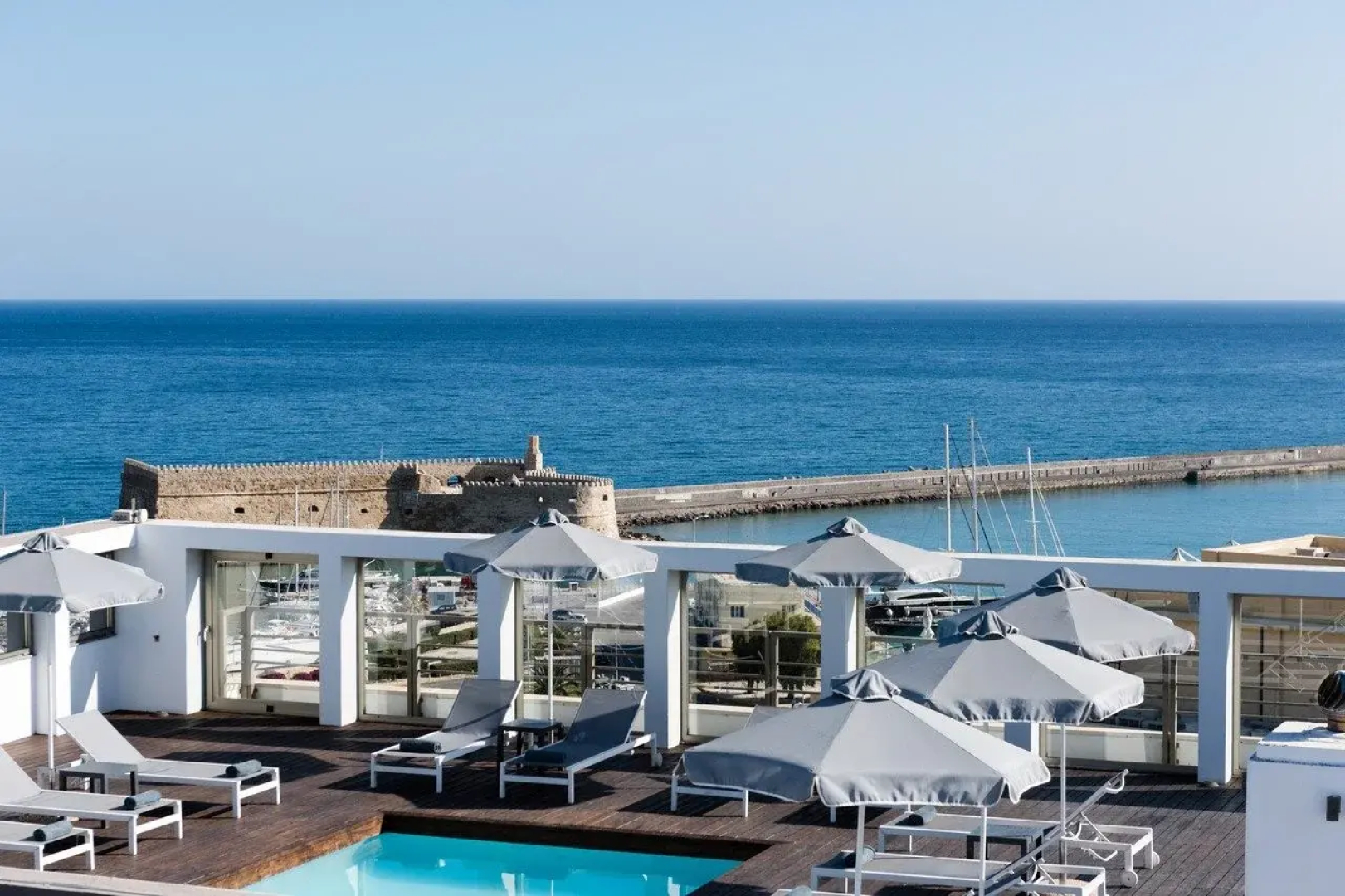 Aquila Atlantis Hotel