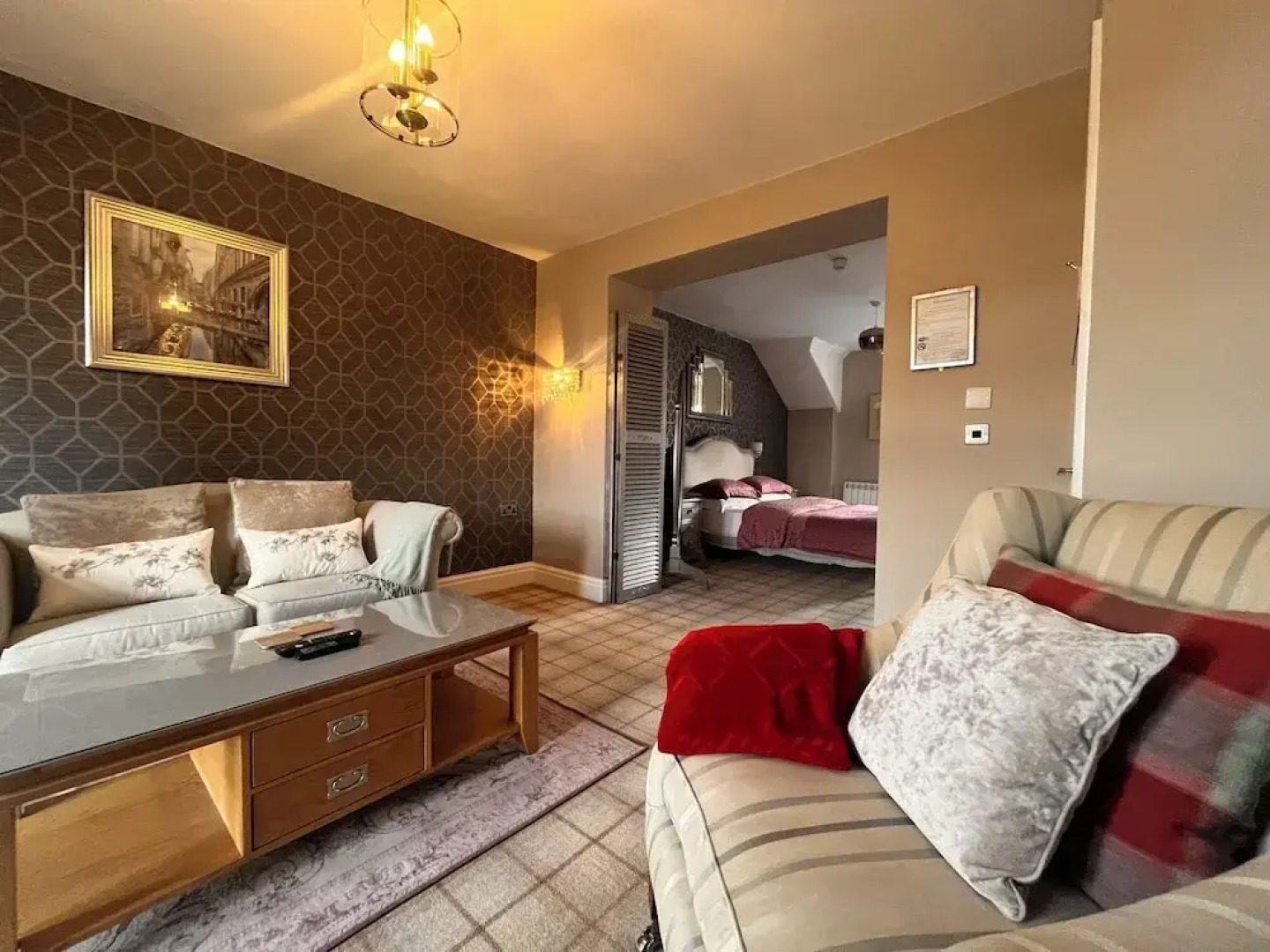 Bowness Bay Suites - Adults only