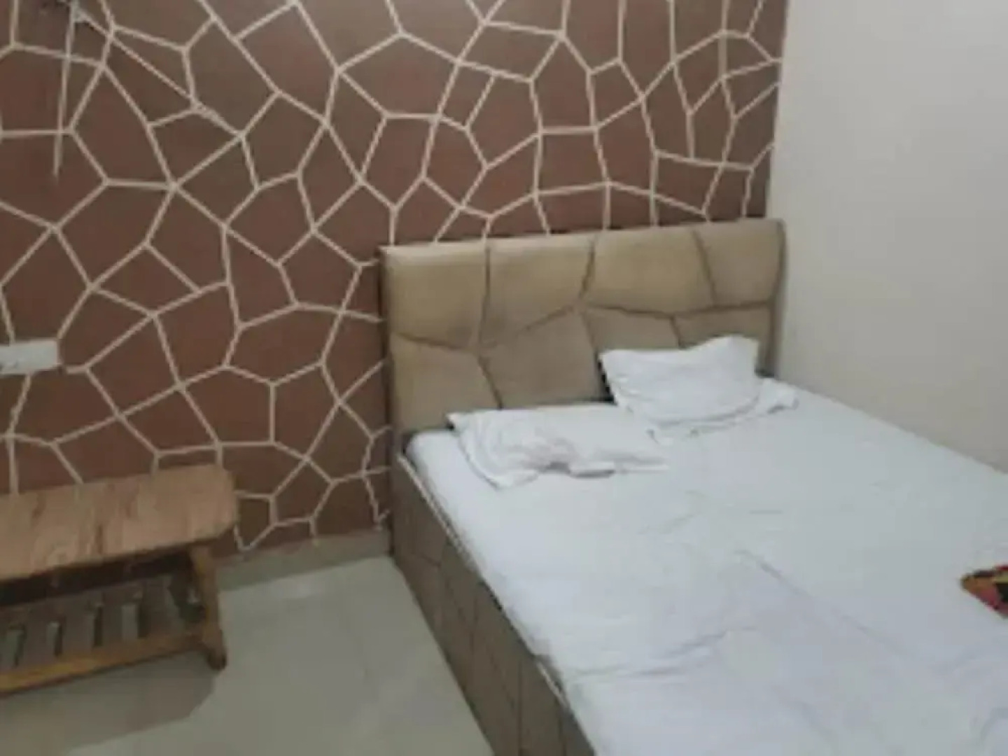 Goroomgo Hotel Rajawat Madhya Pradesh