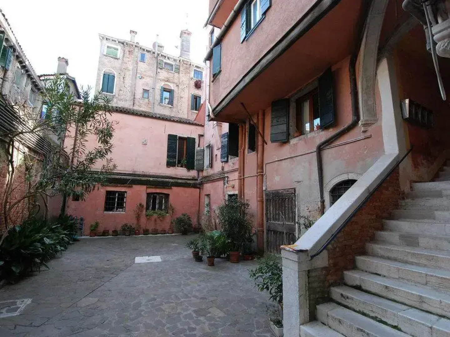 Palazzo Pizzamano