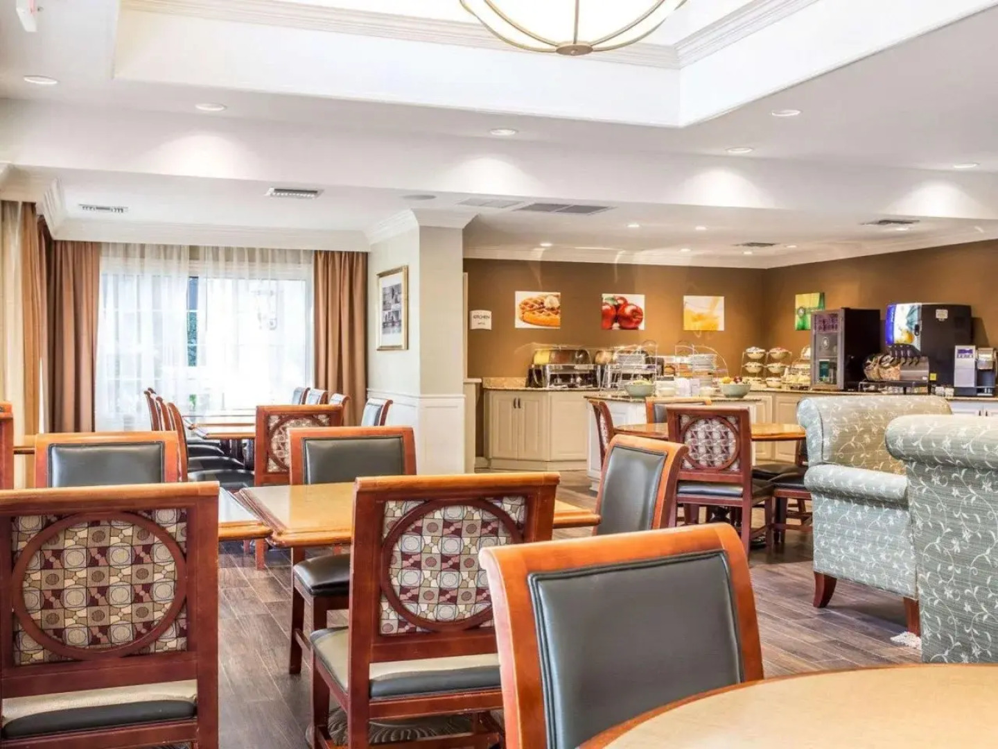 Quality Suites Atlanta Buckhead Village North