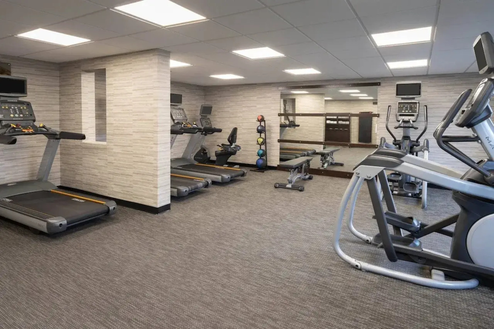 Courtyard by Marriott Chicago Wood Dale