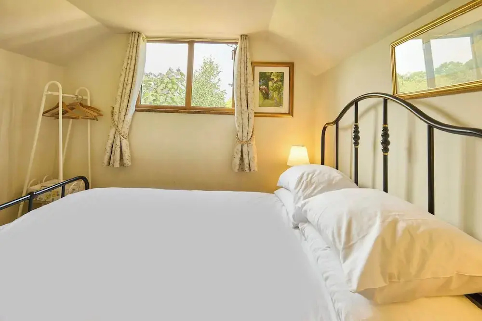 Host Stay Romney Cottage