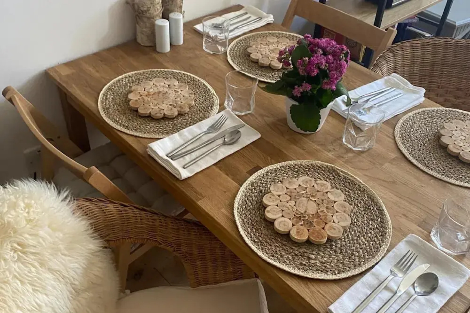 2 Bed Cottage - Sleeps 4 - Wifi - Parking